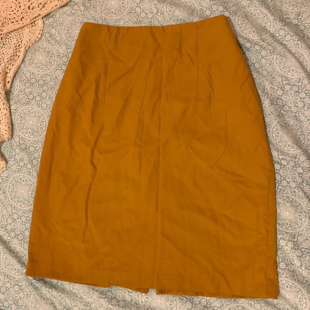 Vintage yellow high waisted skirt